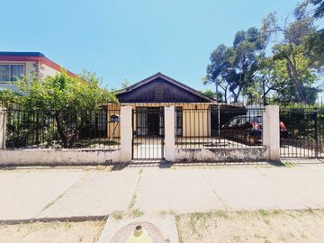 Casa en venta en MACUL