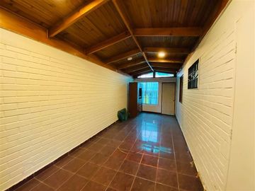 Casa en Venta en Casa 3d1b - Marta Ossa Ruiz / Metro Laguna Sur (L5)