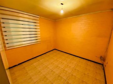Casa en Venta en Casa 3d1b - Marta Ossa Ruiz / Metro Laguna Sur (L5)