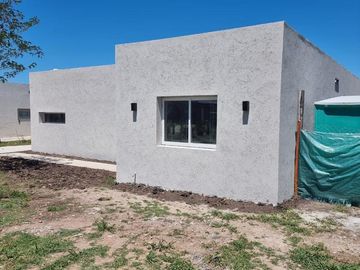 Venta casa Pilar del Este San Ramon