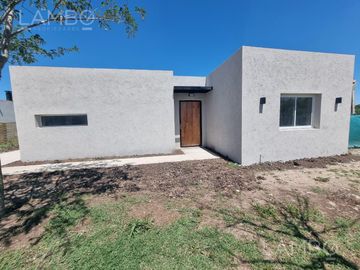Venta casa Pilar del Este San Ramon