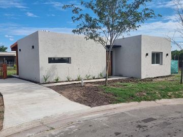 Venta casa Pilar del Este San Ramon