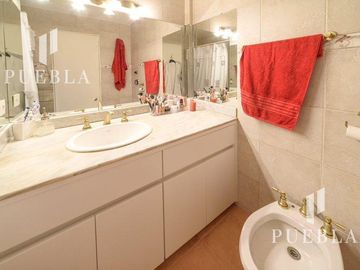 VENTA DEPARTAMENTO DE EN 3/4 AMBIENTES MAS ESCRITORIO EN BELGRANO