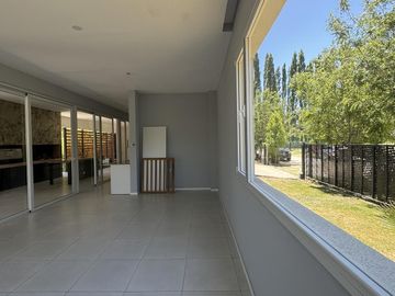 Oportunidad, casa en la Pelegrina
