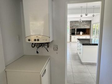 Oportunidad, casa en la Pelegrina