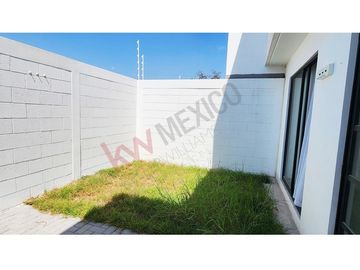 CASA DE OPORTUNIDAD DE VENTA EN ZAKIA