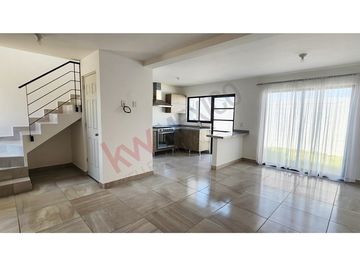 CASA DE OPORTUNIDAD DE VENTA EN ZAKIA