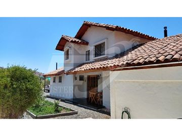 Casa chilena 3D 3B en Venta Hacienda Rinconada