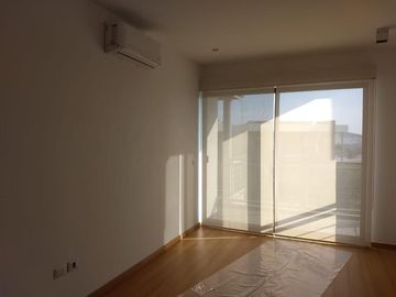 VENTA DEPARTAMENTO JURIQUILLA CONDOMINIO JOY
