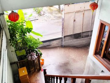 7 Bedroom House for sale in Bang Lamphu Lang, Bangkok