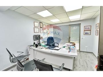 EXCELENTE CASA COMERCIAL UBICACION INIGUALABLE