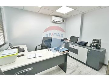 EXCELENTE CASA COMERCIAL UBICACION INIGUALABLE
