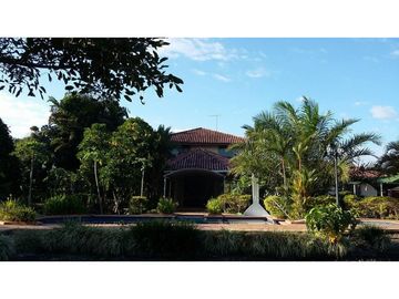 ACSI 230. FINCA DE DESCANSO EN VILLAVICENCIO CONDOMINIO HORIZONTES
