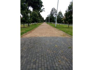 ACSI 394. Apartamento en venta en Madrid Cundinamarca