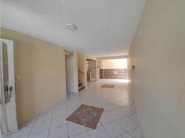 CASA EN ARRIENDO CONDOMINIO SOL ARDIENTE, RICAURTE CUNDINAMARCA
