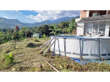 Finca en parcelación cerrada en venta Santa Elena El Cerrito Valle