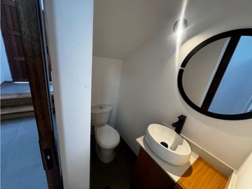 Casa para Arriendo en El Poblado San Lucas