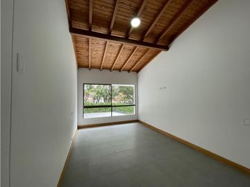 Casa para Arriendo en El Poblado San Lucas