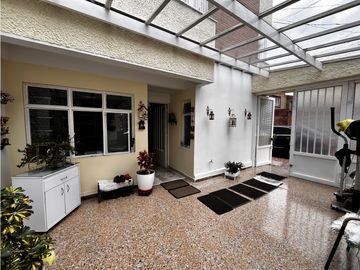 CASA CASTILLA - CONJUNTO CERRADO