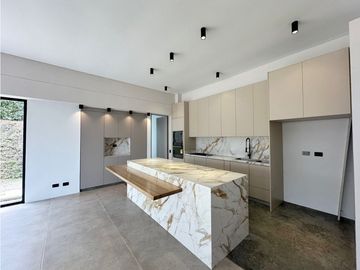 Casa campestre en venta Vía Circasia