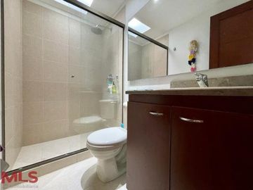 CASA EN VENTA ENVIGADO LOMA DEL CHOCHO