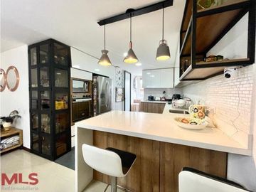 CASA EN VENTA ENVIGADO LOMA DEL CHOCHO