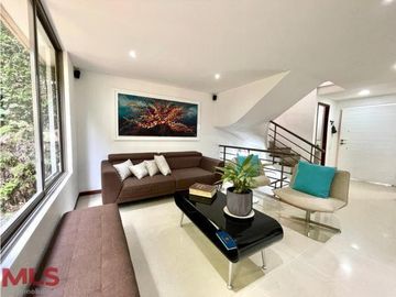CASA EN VENTA ENVIGADO LOMA DEL CHOCHO