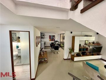 CASA EN VENTA ENVIGADO LOMA DEL CHOCHO