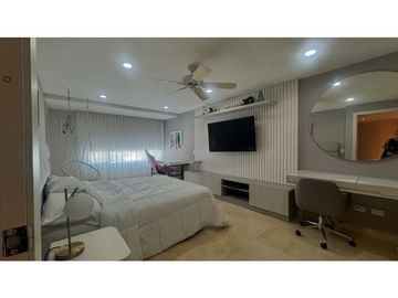 VENTA DE CASA EN BUEN SECTOR DE LA CIUDAD