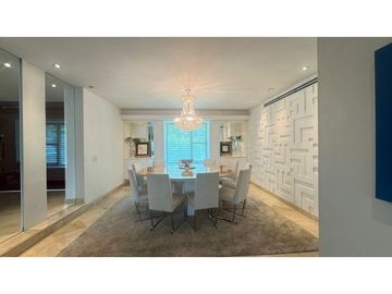 VENTA DE CASA EN BUEN SECTOR DE LA CIUDAD