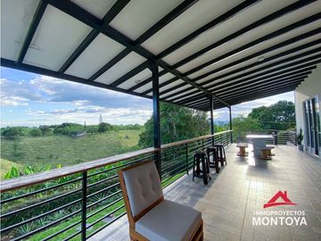 Casa en parcelación, Morelia, Pereira