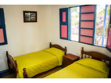 SE VENDE HERMOSA FINCA POR DAS EN MONTENEGRO QUINDIO