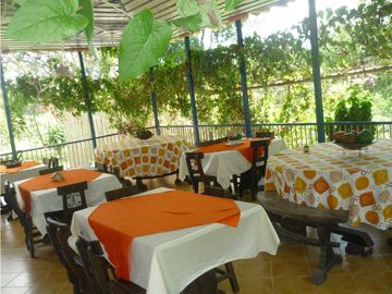 SE VENDE HERMOSA FINCA POR DAS EN MONTENEGRO QUINDIO