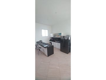 VENDO ESPECTACULAR CASA EN BUEN SECTOR DE PRADOMAR