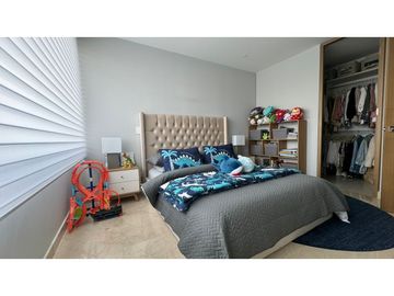 VENTA DE ESPECTACULAR APARTAMENTO AMPLIO EN SECTOR DE RIOMAR