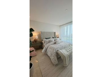 VENTA DE ESPECTACULAR APARTAMENTO AMPLIO EN SECTOR DE RIOMAR