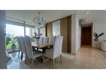 VENTA DE ESPECTACULAR APARTAMENTO AMPLIO EN SECTOR DE RIOMAR