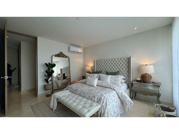 VENTA DE ESPECTACULAR APARTAMENTO AMPLIO EN SECTOR DE RIOMAR