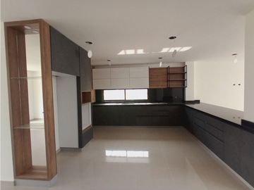 VENTA  CASA EN CONJUNTO MANANTIAL DE LAS MERCEDES JAMUNDI