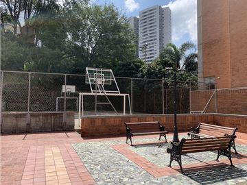 Apartamento en venta en Loma del Indio con excelente ubicación