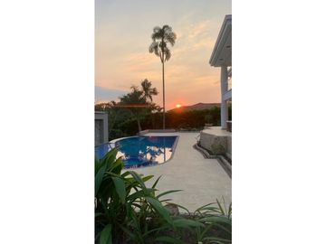 Casa campestre para la venta en cerritos malabar, Pereira!!!