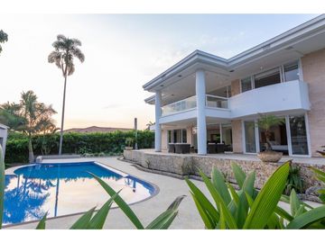 Casa campestre para la venta en cerritos malabar, Pereira!!!