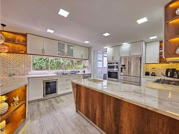 CASA EN SAN LUCAS CON JARDIN AMPLIO