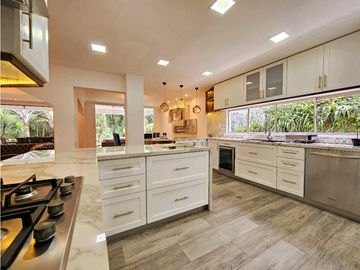 CASA EN SAN LUCAS CON JARDIN AMPLIO