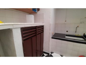 SE VENDE CASA CON MONTAJE PARA RESTUARANTE EN CIRCASIA