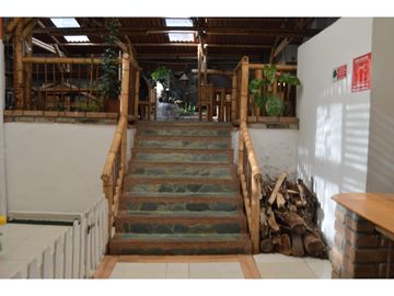 SE VENDE CASA CON MONTAJE PARA RESTUARANTE EN CIRCASIA