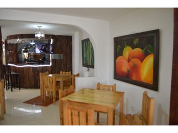 SE VENDE CASA CON MONTAJE PARA RESTUARANTE EN CIRCASIA