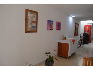 SE VENDE CASA CON MONTAJE PARA RESTUARANTE EN CIRCASIA