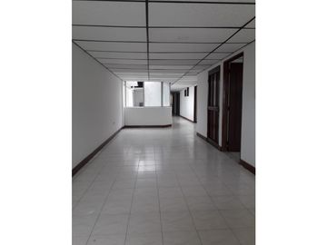 SE VENDE CASA CON MONTAJE PARA RESTUARANTE EN CIRCASIA