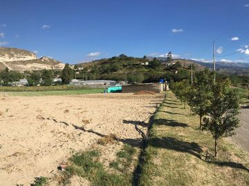 Venta 3 ha terreno plano agrícola cerca a Guayllabamba $30 m2